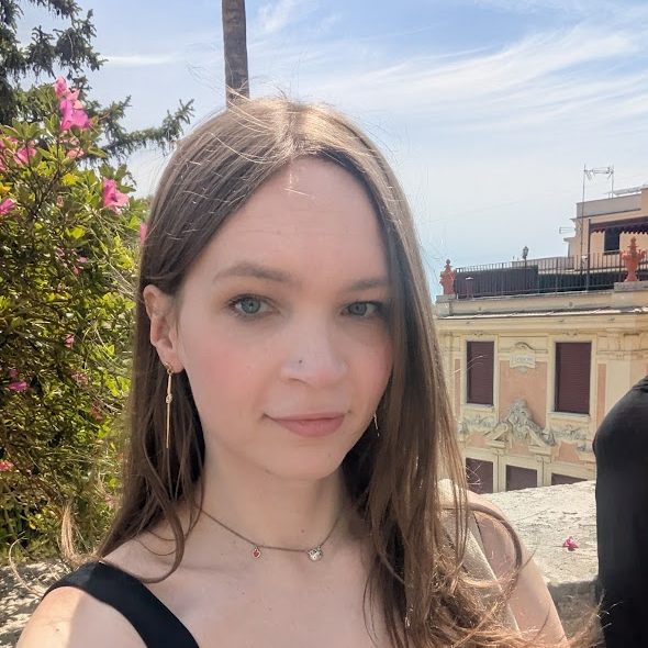 Hannah from mosni.dev